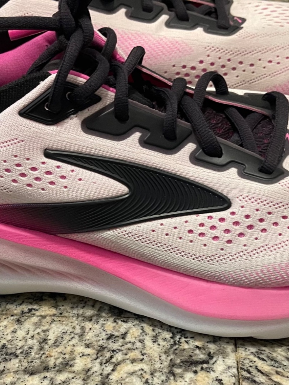 Brooks Pink Glycerin 23 Sneakers Sz 42 - Picture 5 of 5